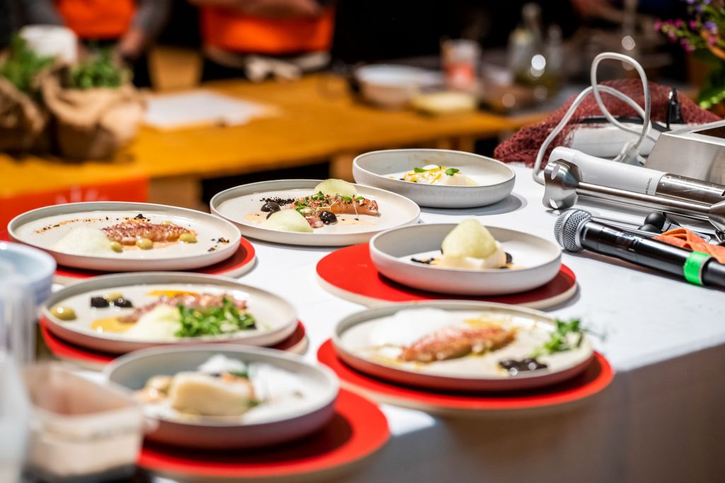 069GASTROTEAMS
